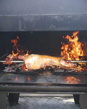 Janjetina s ražnja(krumpir)